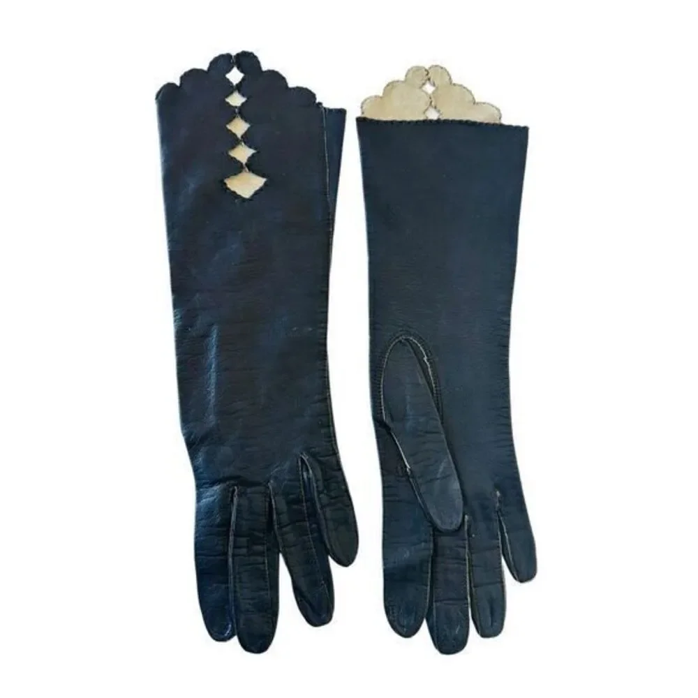 Vintage Ladies Soft Black  Leather Gloves Size 6 In Good Condition Detail Design